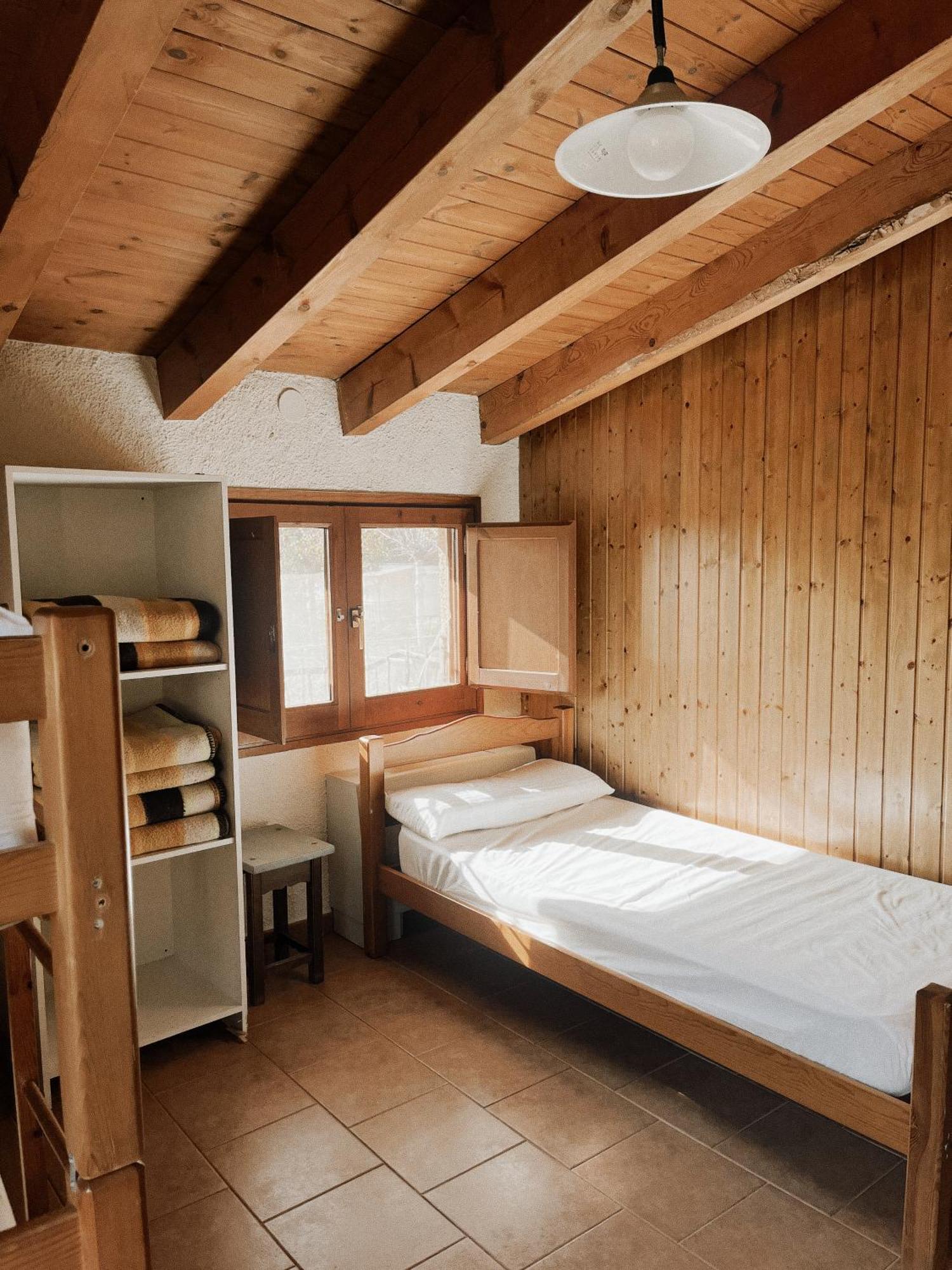 Alberg Rural Torre Del Baro Сан-Льоренс-де-Моруньс Экстерьер фото
